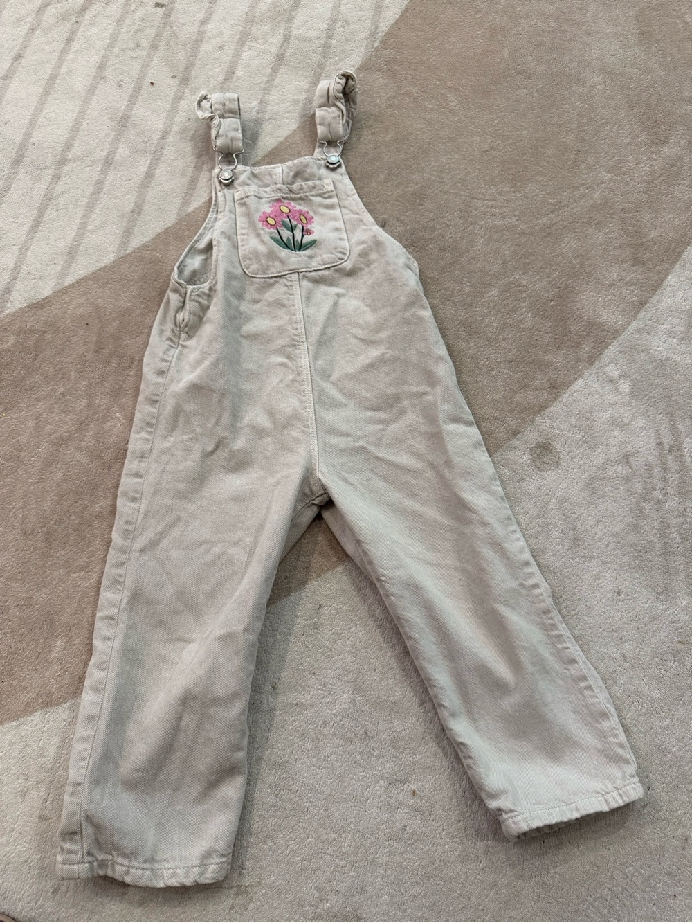 Zara kids size 3-4t Girls Floral Embroidered denim Overalls